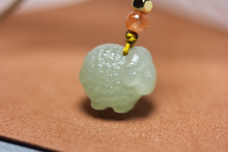 【小羊】-肖恩 和田玉生肖小綿羊吊墜  男女款玉石玉珮掛件玉墜 - 項鍊 - 玉石 綠色
