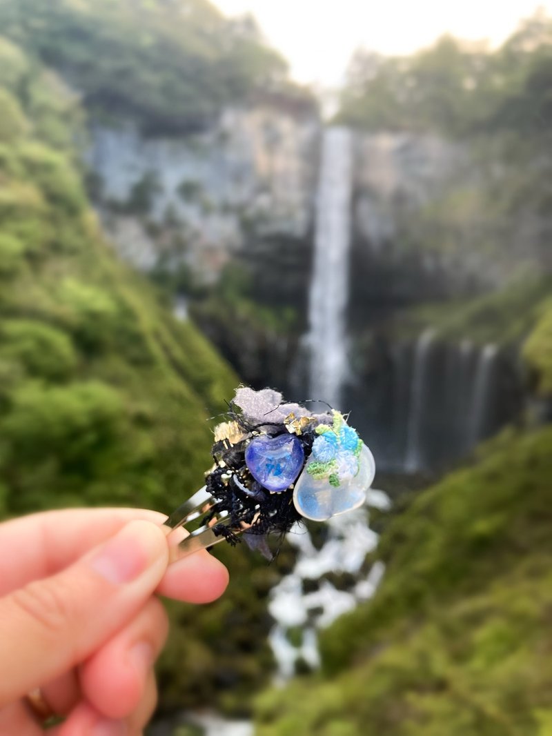 擁雪 手作按扣髮夾 印象髮飾 兩色展開 | 植椛。飾 小眾品牌 - 髮夾/髮圈 - 樹脂 多色
