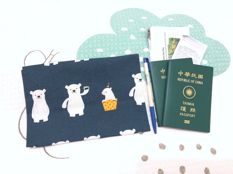 Exclusive order / cutlery set 2 into. Passport cover 1 into (with buckle)