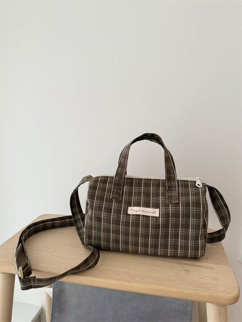 小眾設計文藝日系格紋小方包輕便手拿包 - 手提包/手提袋 - 棉.麻 多色