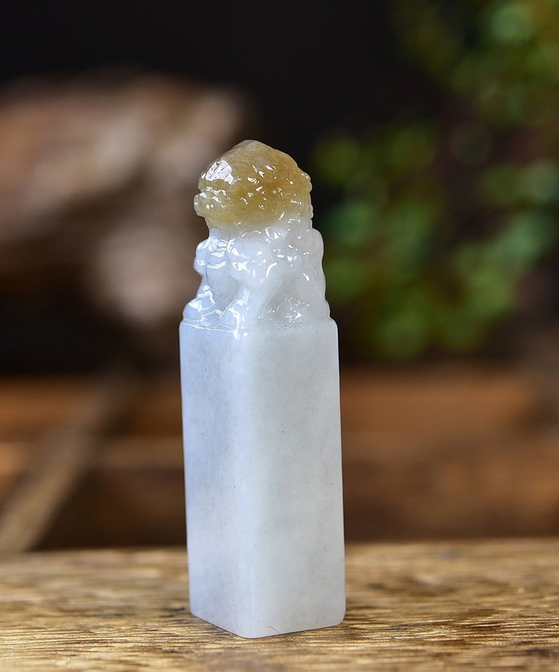 和田玉獅子印章 小擺件 雕工精緻 尺寸約57*15*14.5mm - 其他 - 水晶