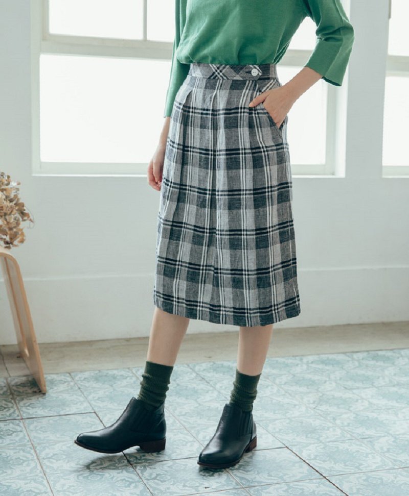 Small step dance plaid skirt - stranded whale