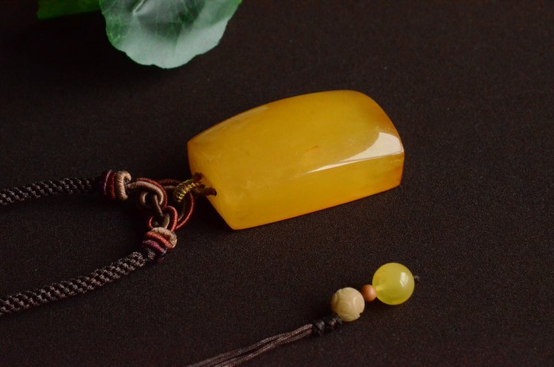 【蜉蝣】天然蜜蠟雞油黃高品質琥珀意境平安無事吊墜項鏈 - 項鍊 - 半寶石