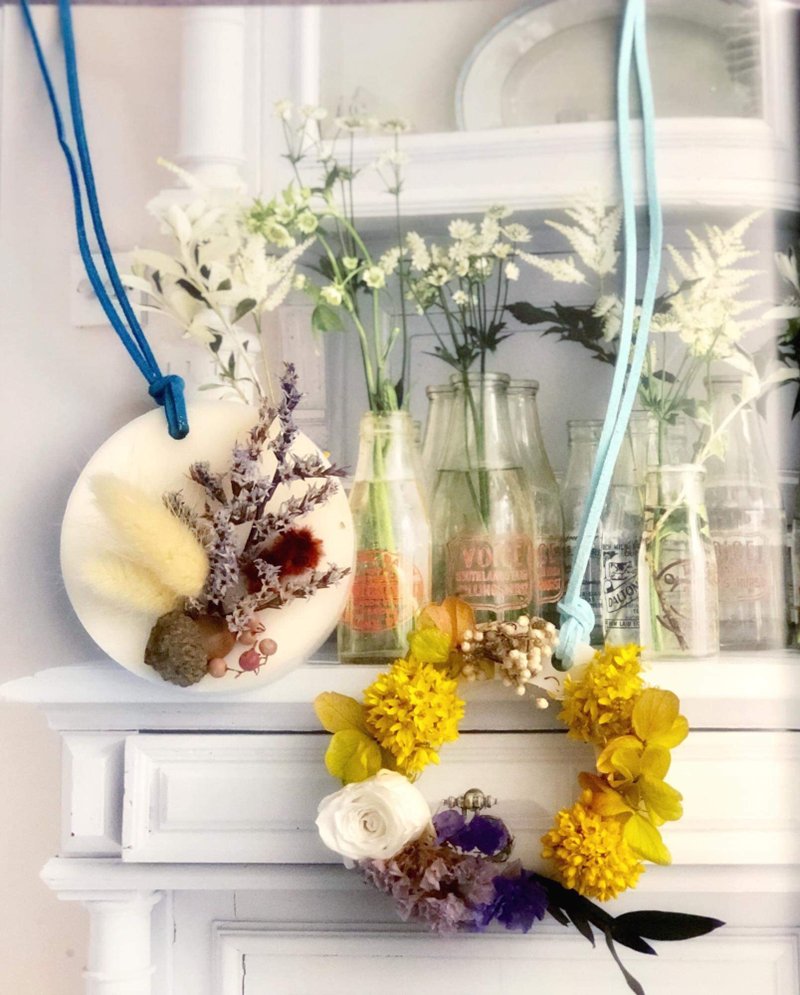 Floral Handmade Soywax Candle Design (customized gifts, bridal shower, etc)