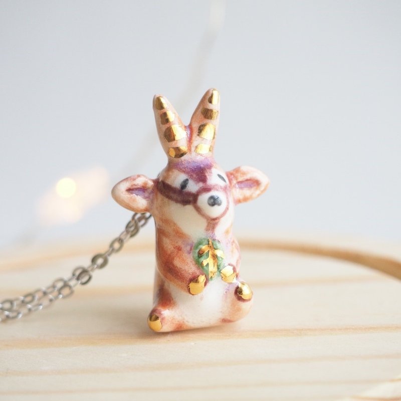 The Baby Oryx Necklace