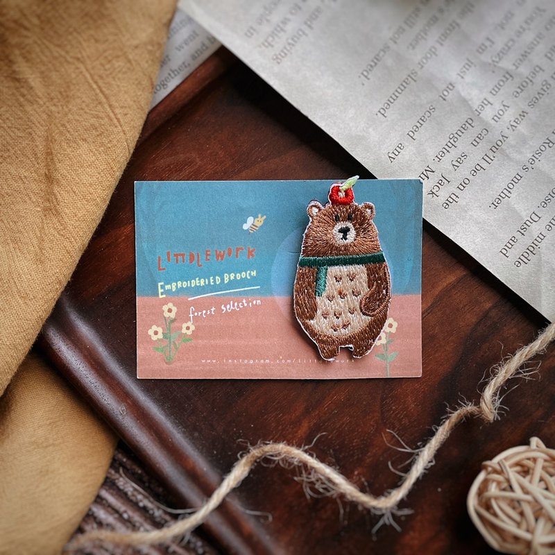 Embroideried badge | Mr. bear | Littdlework
