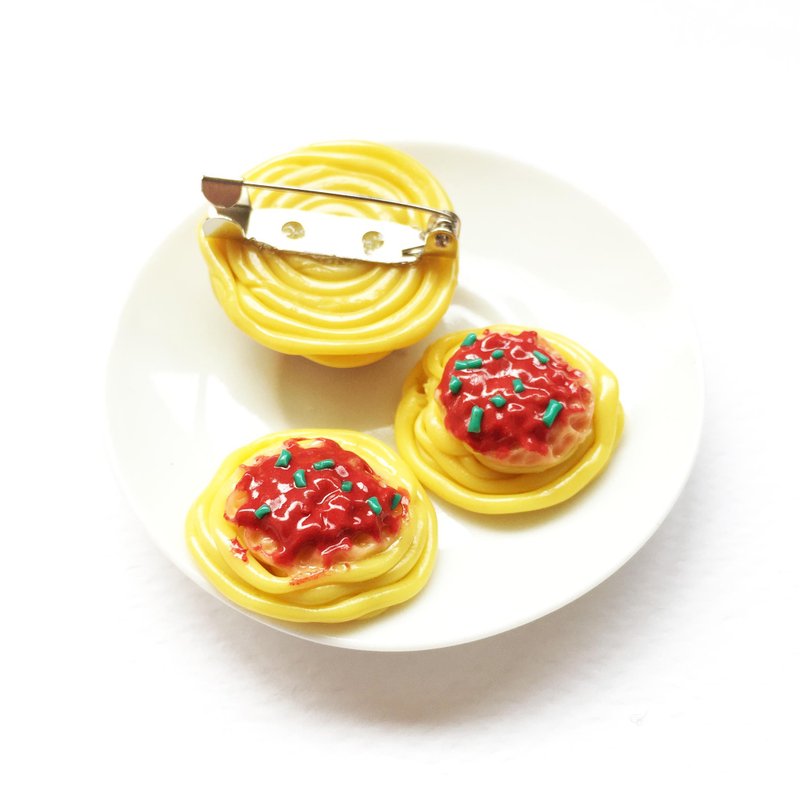 Spaghetti Brooch