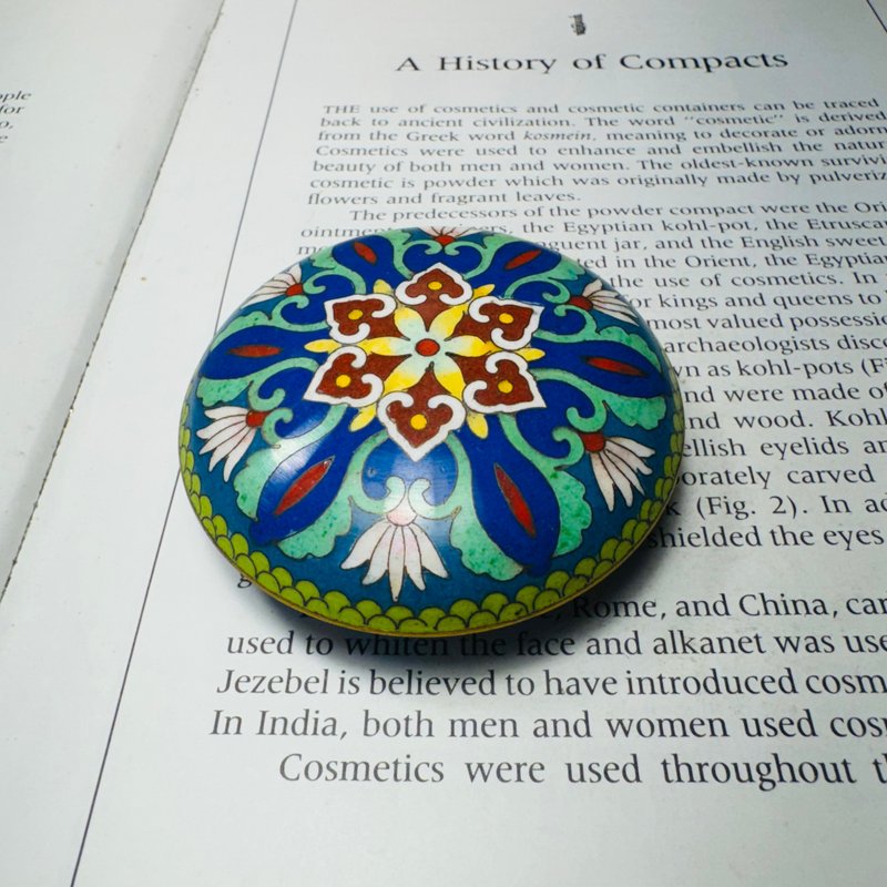 早期收藏-景泰藍 掐絲琺瑯 扁圓蓮蓮如意粉盒 首飾盒2641附贈本賣 - 其他 - 琺瑯