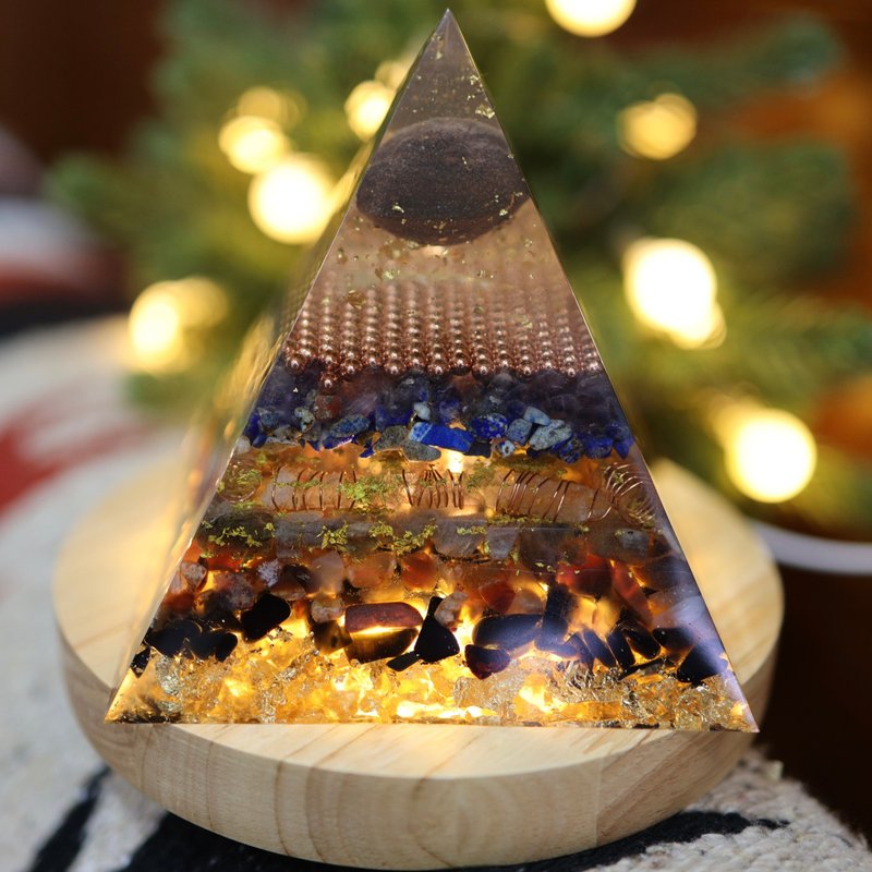 【特別訂製】大型高12cm_公薩滿魔石威卡男神連接-奧鋼金字塔水晶 - 燈具/燈飾 - 水晶 多色