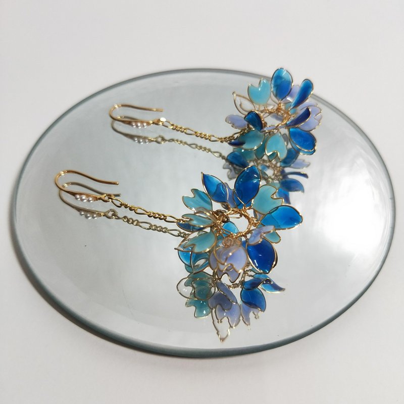 樹脂耳環 | Apollo 閃耀的阿波羅 | 藍莓 樹脂飾品