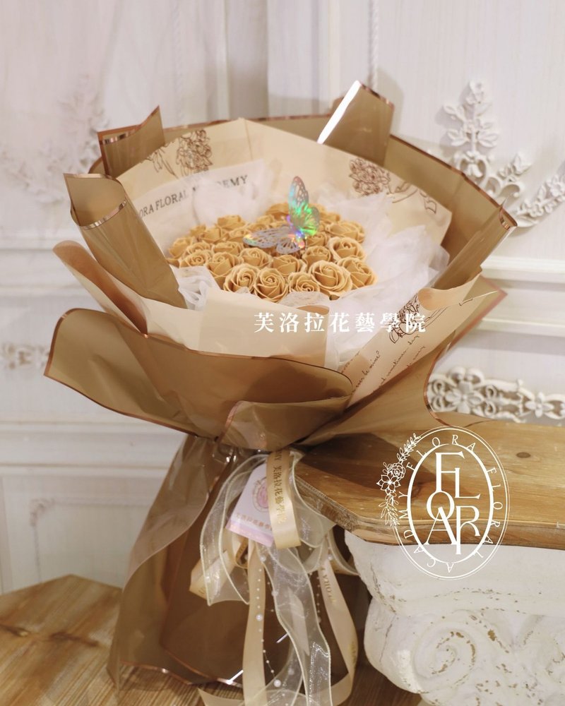 愛心香皂花束 - 乾燥花/永生花 - 其他材質 卡其色