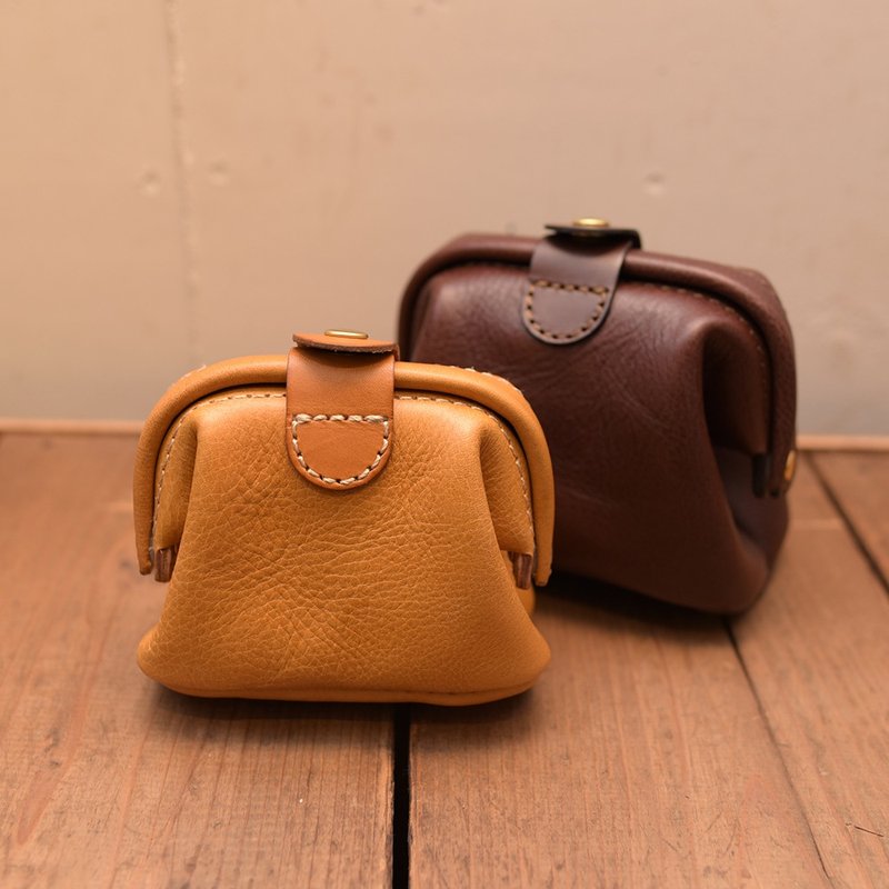 日本職人手作皮革口金化妝包 KF-143 - 零錢包/小錢包 - 其他材質 多色