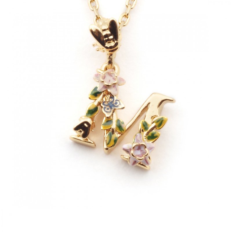 Floral English Letter M Necklace