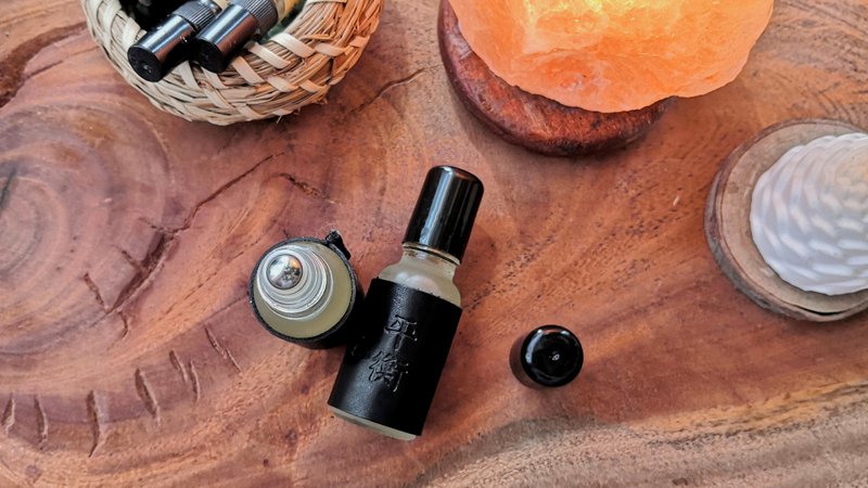 Balance-Wood Deodorant Oil 10ml