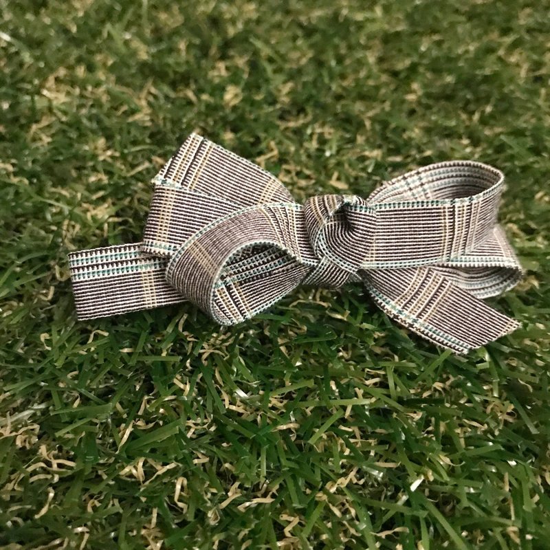 Only plaid blue edge hair clip