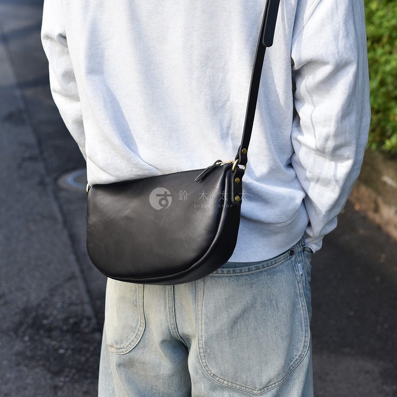 日本職人手作皮革半圓馬鞍包 CK-17 - 側背包/斜背包 - 其他材質 多色