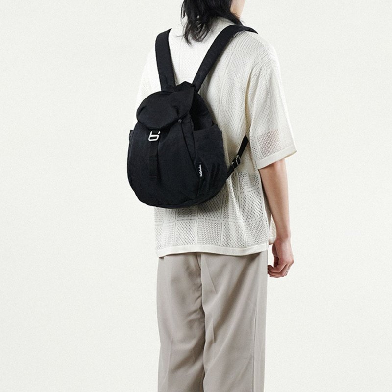 【FW25全新Wander系列】RORY 日常隨身背包 中號 (翠黑色) - 後背包/背包/書包 - 環保材質 黑色