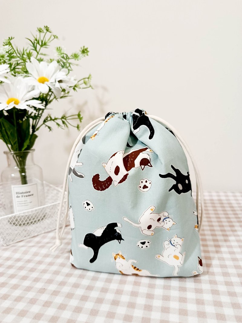 集福系列立體束口袋/旅行收納袋/萬用防塵袋/慵懶貓咪款 - 束口袋/束口背包/水桶包 - 棉.麻 藍色