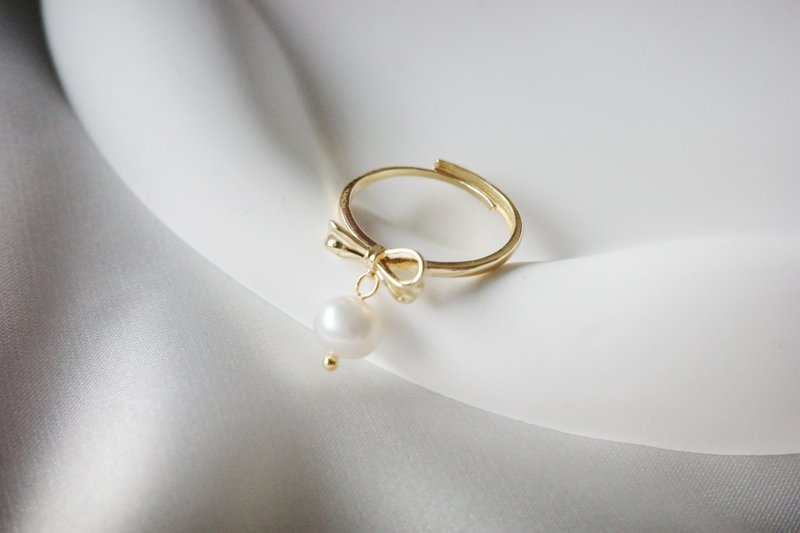 宇宙之間系列—Ribbon Peal手作戒指 - 戒指 - 珍珠 白色