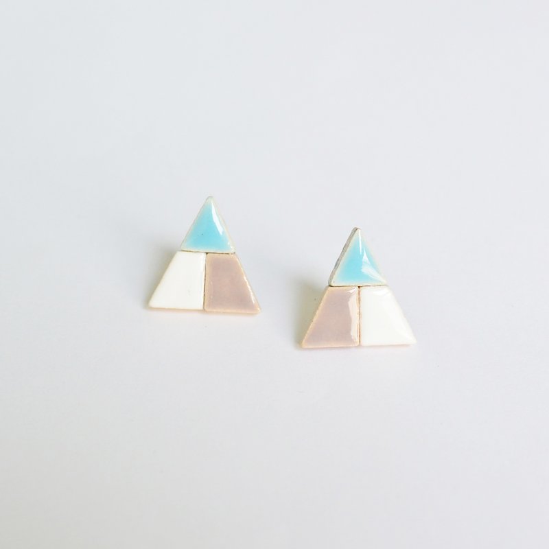 Corner triangle (L005) earrings / ear clip