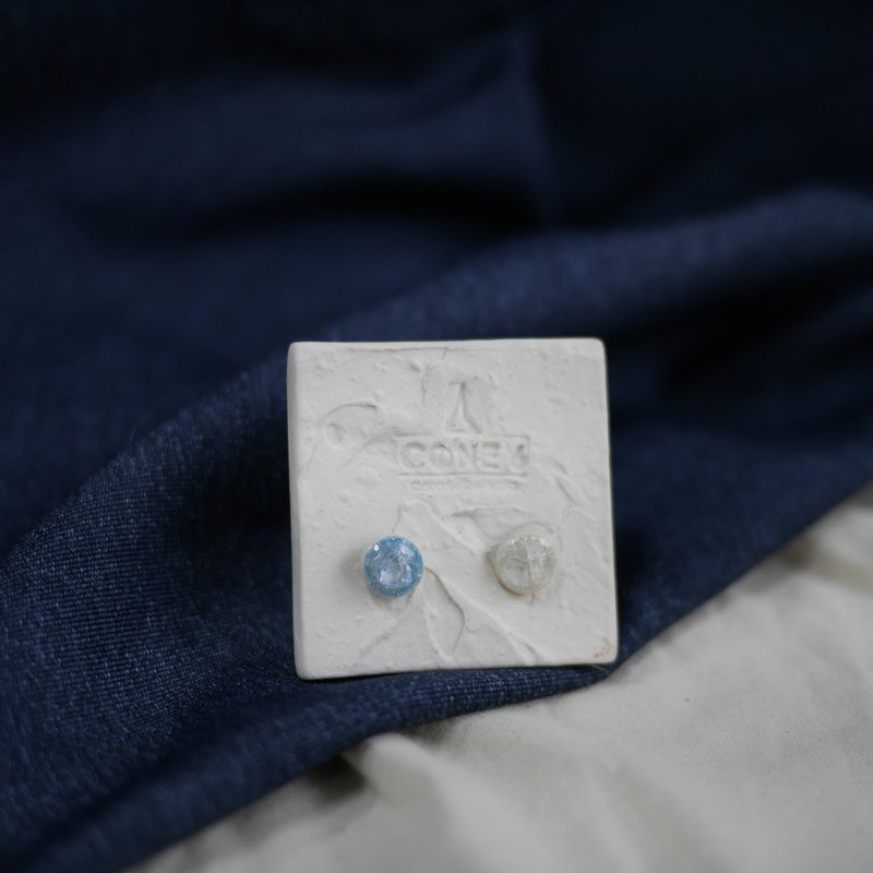 Ceramic glass ear