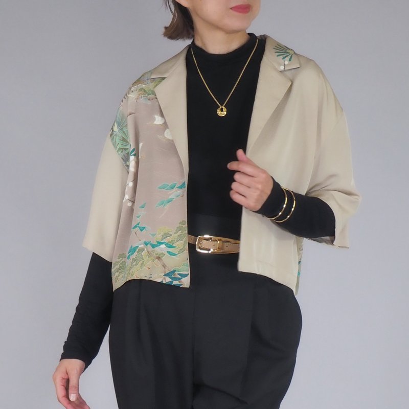 【日本製造】日本復古和服翻版、短款襯衫女式 M-L、絲綢、蝴蝶 - 女襯衫 - 絲.絹 灰色