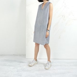 Gao fruit / GAOGUO original designer brand new women&amp;#39;s minimalist gray sleeveless V-neck dress box