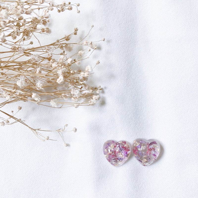 Wild berries handmade dry flower earring ear clip / ear pin