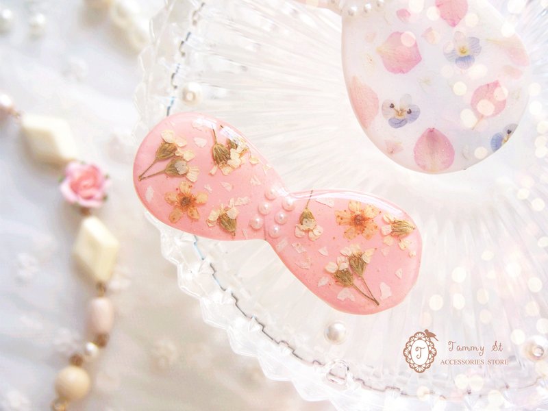 Ice Series / small pink Narcissus Ice hairpin