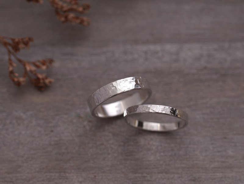 Ni.kou sterling silver irregular pattern couple ring