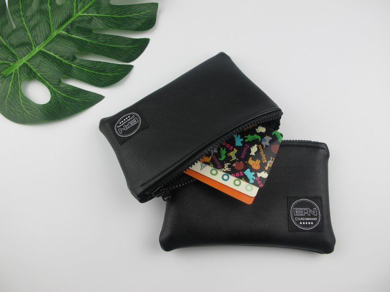 Simple black* coin purse/storage bag