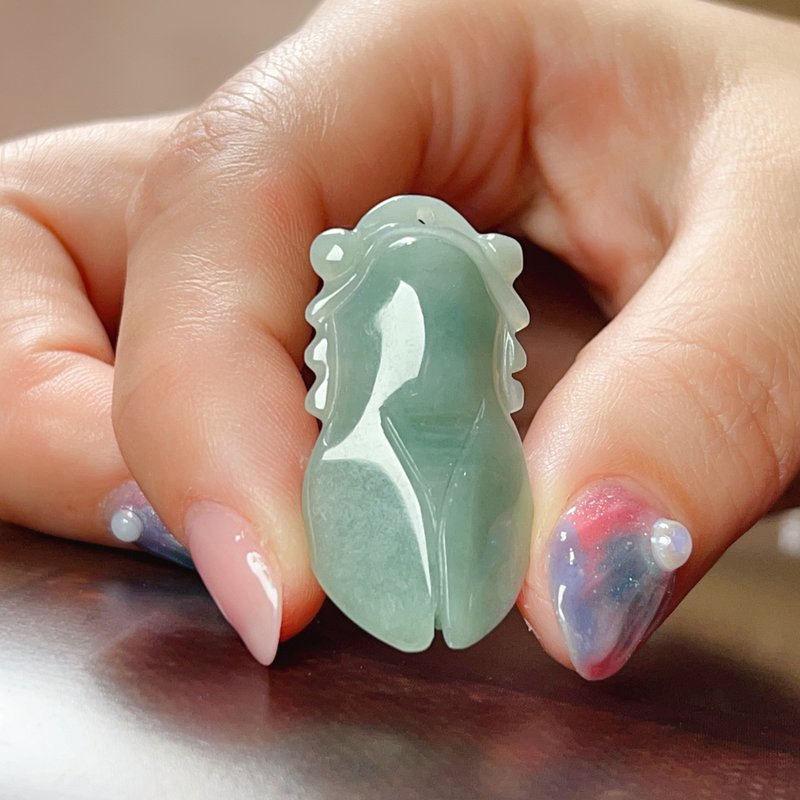 翡翠巧雕蟬 | 天然A貨翡翠 | 送禮 - 吊飾/掛飾 - 玉石 綠色