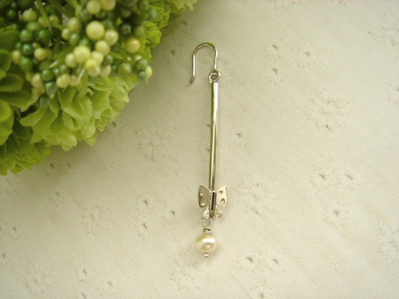 Butterfly earrings single type
