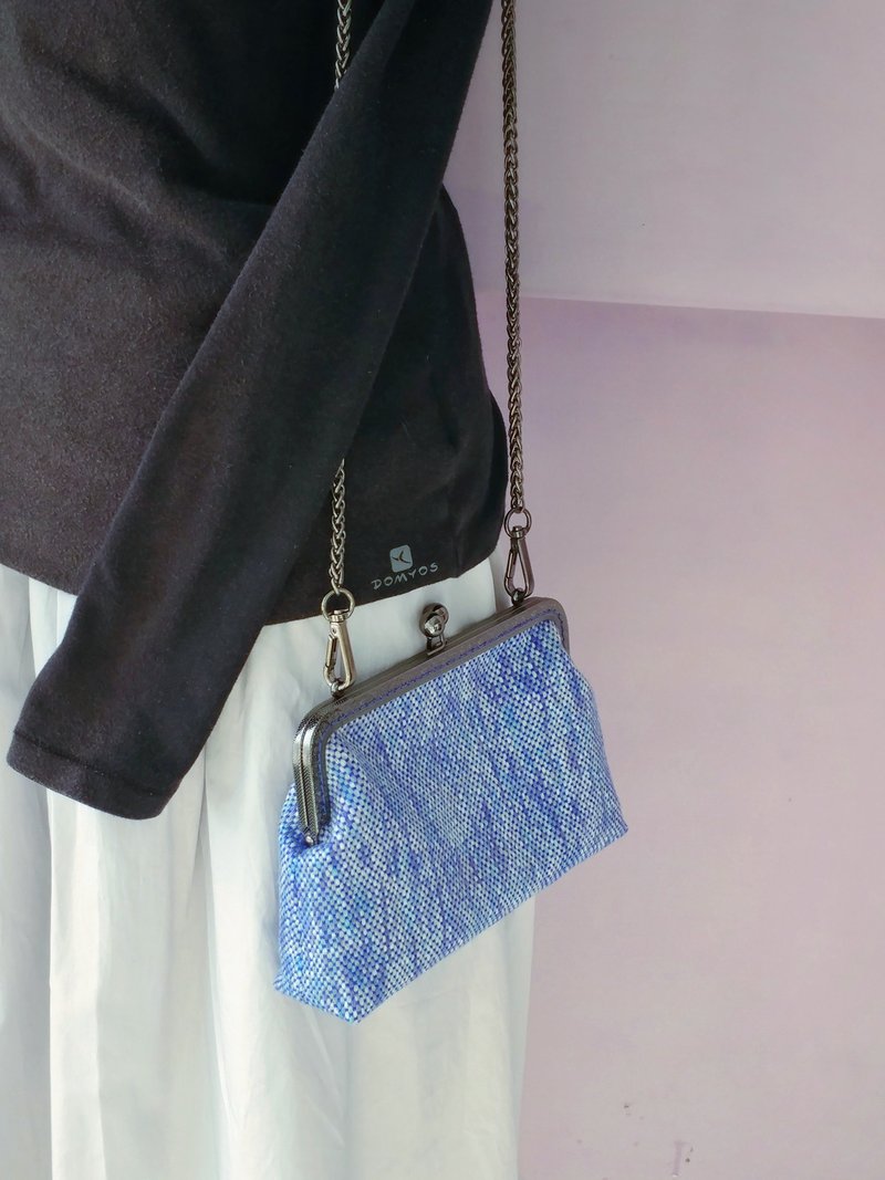 CaCa Crafts【夏の璀璨】|【我們の手織布】限量手織布肩揹口金包 - 側背包/斜背包 - 棉.麻 藍色