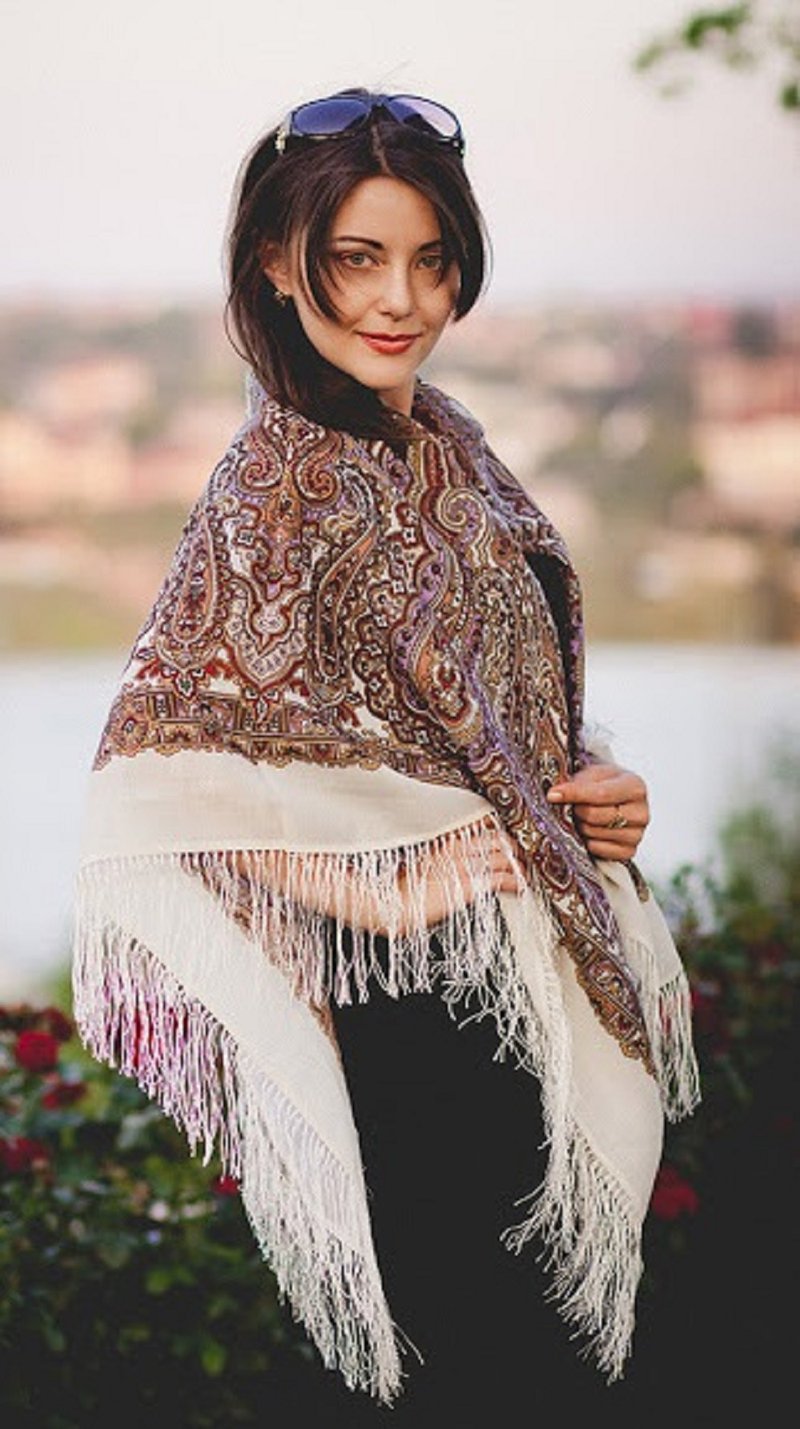 Pavlovo Posad Russian Shawl 100% Wool Scarf 125x125 cm Wrap Silk Fringe 1008-2 - 絲巾 - 羊毛 白色