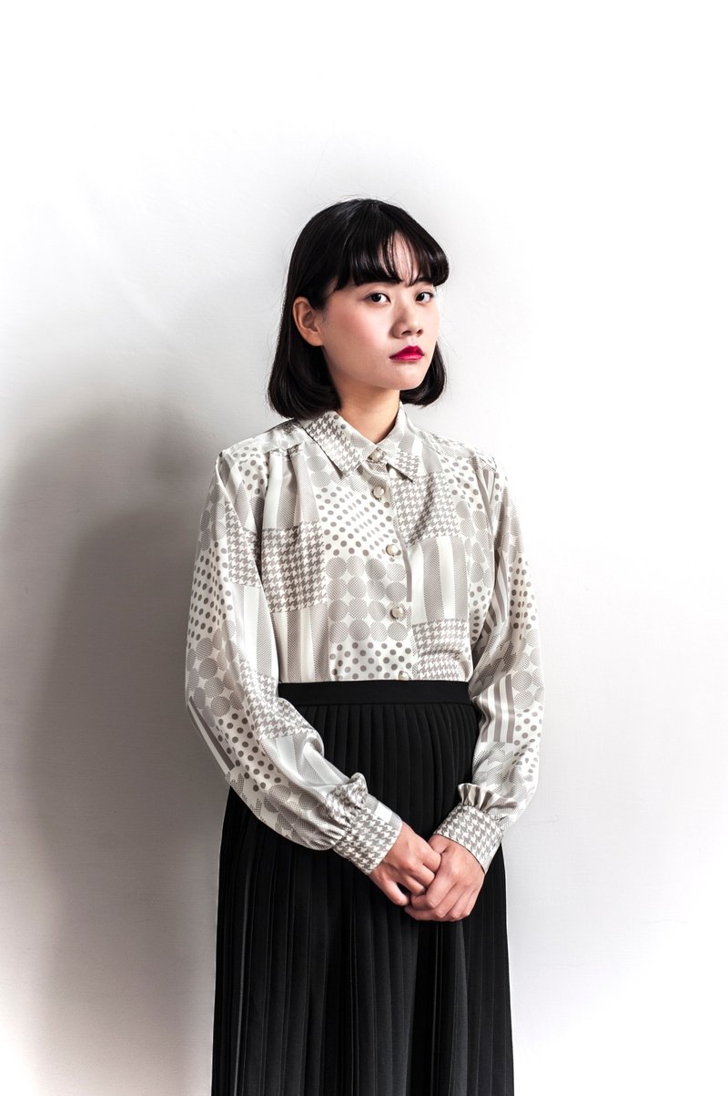Vintage gray vintage plain long-sleeved shirt