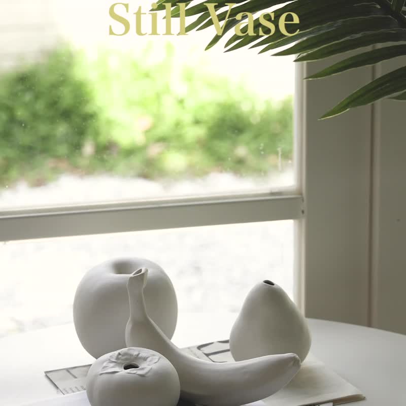 haoshi good thing design still life flower vessel - sweet persimmon - Pottery & Ceramics - Porcelain White
