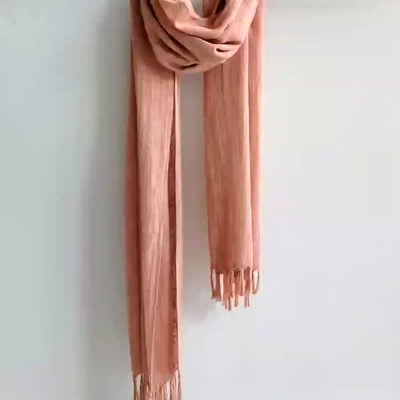 THAni handmade original plant-dyed scarf - Quiet plant-dyed shawl scarf plant-dyed thick cotton - Knit Scarves & Wraps - Cotton & Hemp Orange