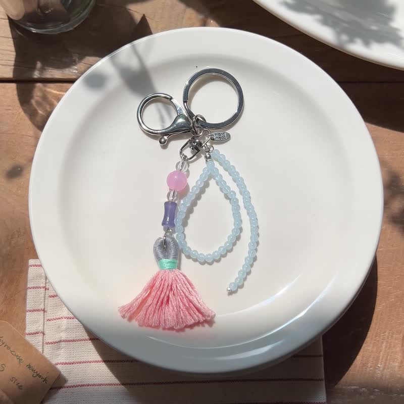 Tassel keyring korea cell phone accessories (pink) - 鑰匙圈/鑰匙包 - 其他材質 多色