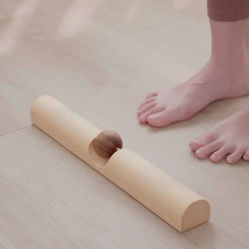 [Limited to 20 sets, 50% off] Log foot massage roller and stretching board gift box - combined with plantar fascia ball - Fitness Equipment - Wood Brown