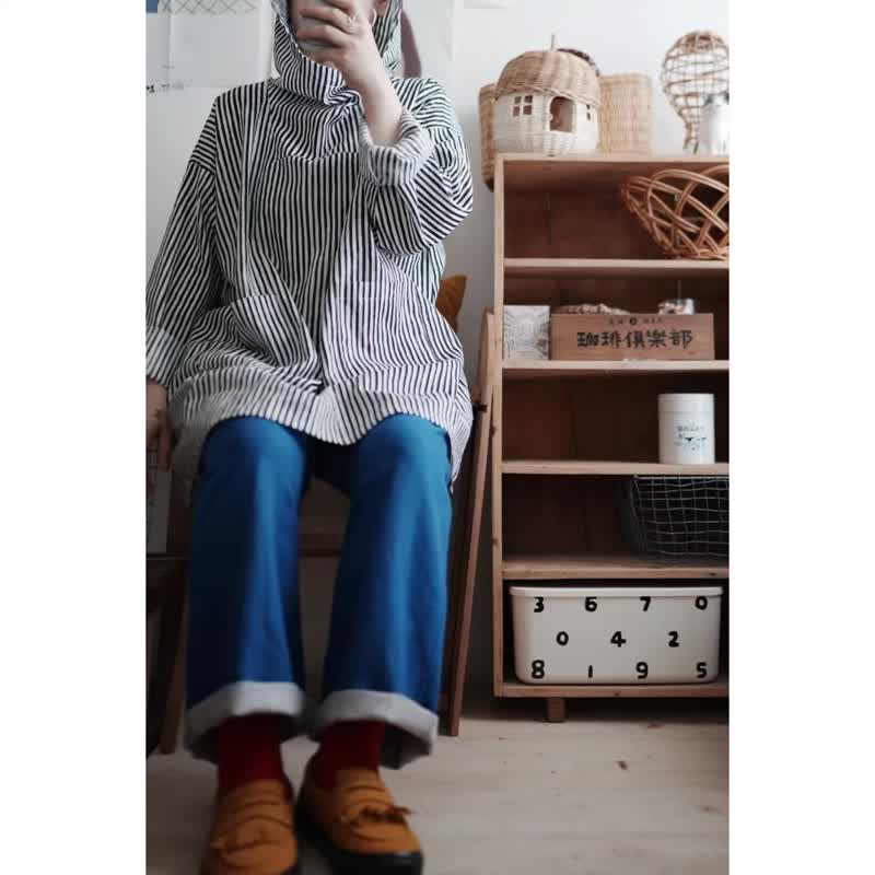 歪歪的線連帽上衣(黑) - 女上衣/長袖上衣 - 棉.麻 黑色