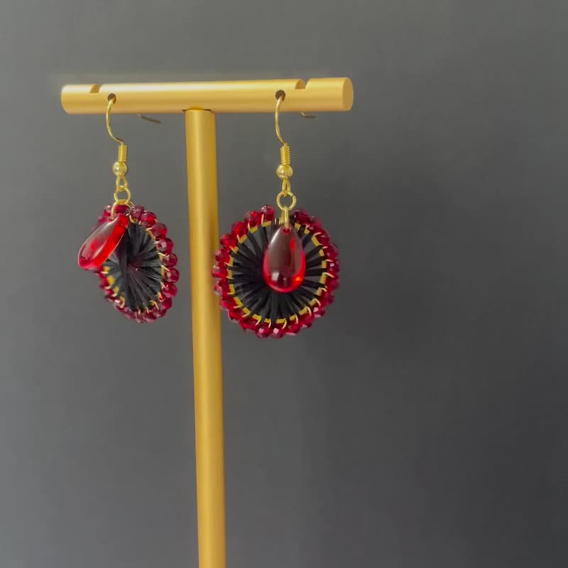 Eye-catching chic hook earrings with black thread geometric pattern and bohemian - Earrings & Clip-ons - Thread Black