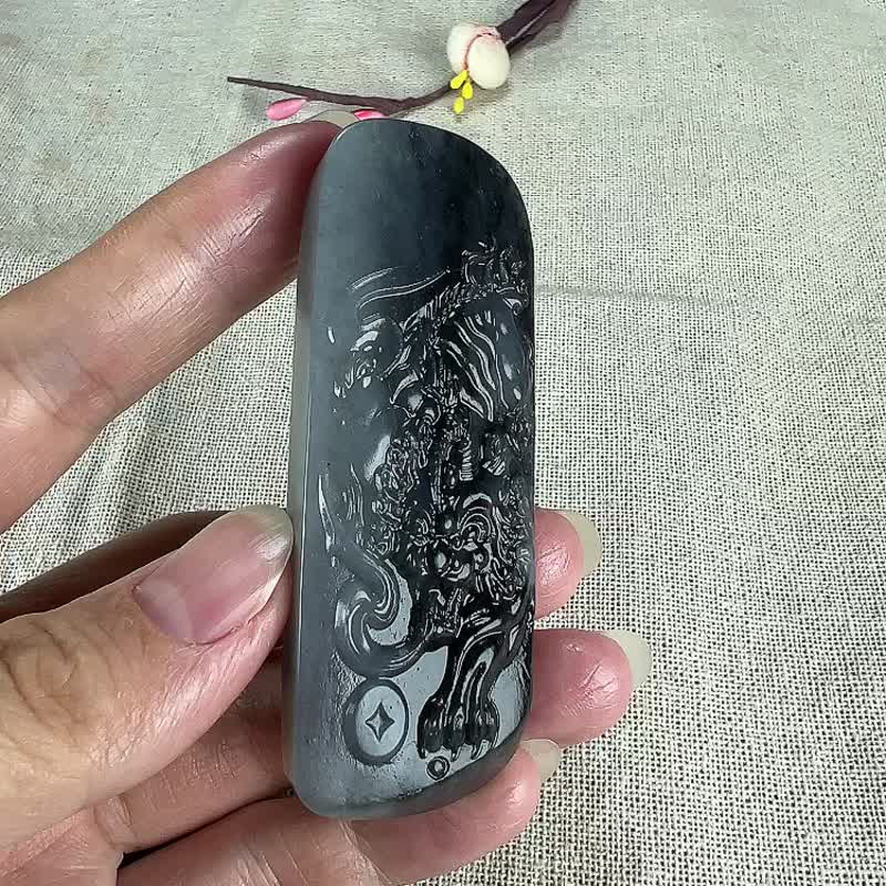 秒殺價 天然新疆和田玉青花籽料霸王貔貅吊墜手把件 - 吊飾/掛飾 - 玉石