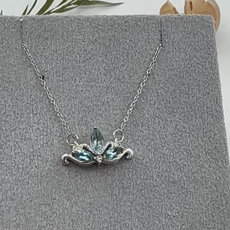 Crown of the Sea 18K White Gold Necklace - Necklaces - Precious Metals 