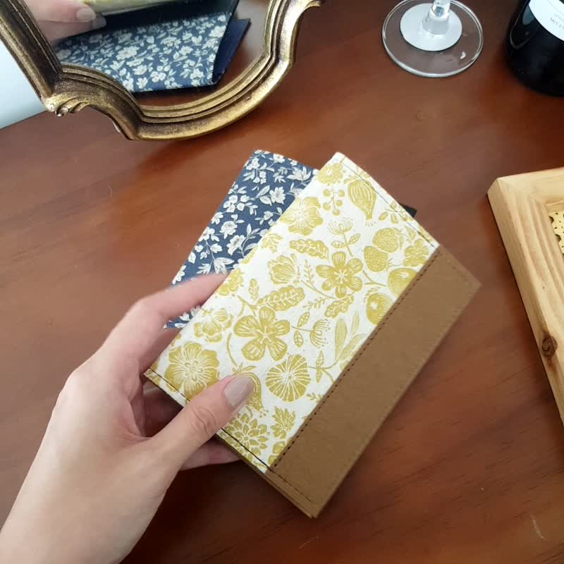 [Customized Gift] Passport Case Custom Area | Washed Kraft Paper x Fabric - ที่เก็บพาสปอร์ต - กระดาษ สีนำ้ตาล