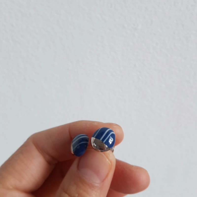 Silver Ceramic Earrings Navy Blue Earrings Fired at 1270°C - ต่างหู - เครื่องลายคราม สีน้ำเงิน