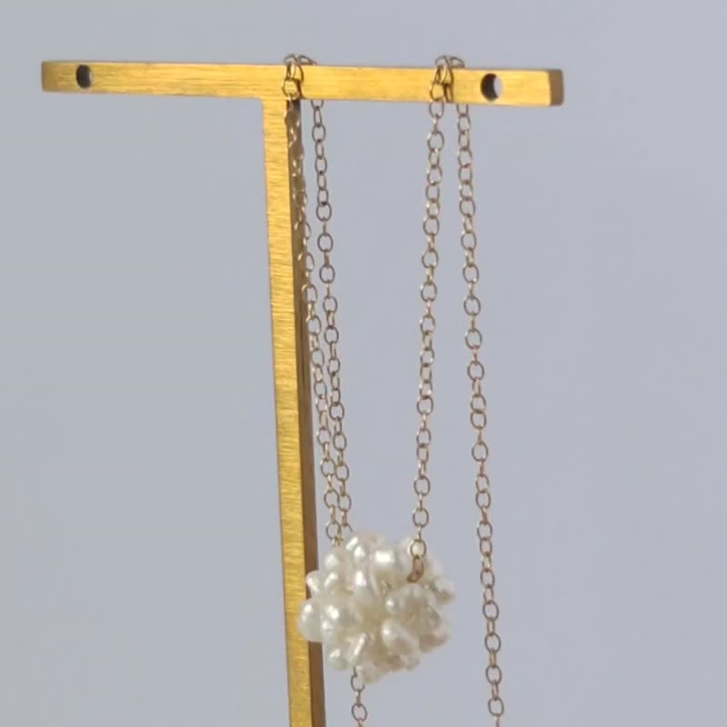 SV925/14KGF HESTIA Hydrangeas Pearl Necklace - Necklaces - Pearl White