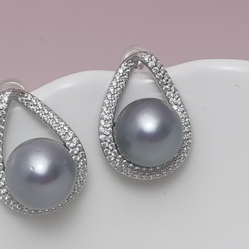 Natural seawater pearl Tahitian black pearl platinum gray full inlaid Silver earrings - Earrings & Clip-ons - Pearl Silver