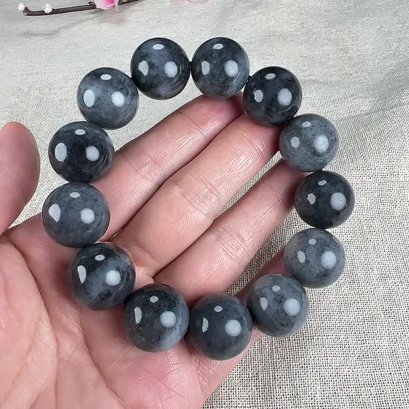 天然新疆和田玉點墨青花籽料18mm圓珠手鏈玉質細膩溫潤色澤柔和 - 吊飾/掛飾 - 玉石
