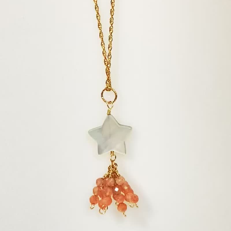 Spreading shooting star series shell and sunstone necklace - Necklaces - Gemstone Orange